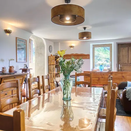 La Maison Forestière Villa Le Châtelard